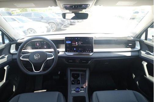 Pure White 2026 Volkswagen Tiguan 2.0T SE