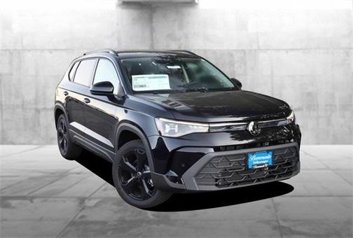 2025 Volkswagen Taos 1.5T SE Black