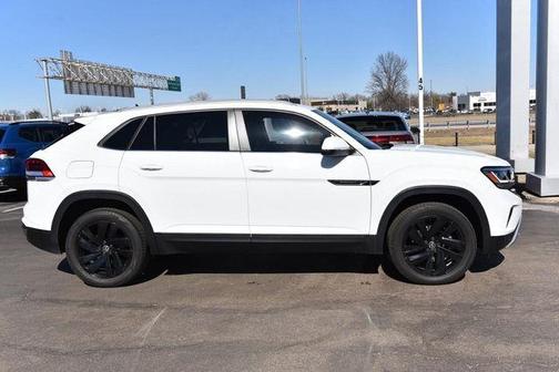 2022 Volkswagen Atlas Cross Sport 3.6L V6 SE w/Technology