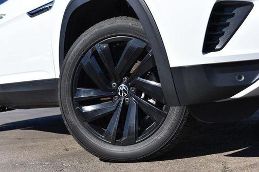 2022 Volkswagen Atlas Cross Sport 3.6L V6 SE w/Technology