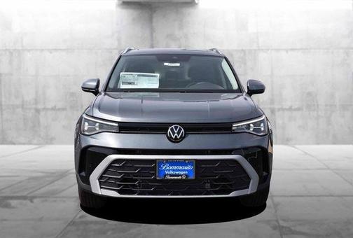 Platinum Gray Metallic 2026 Volkswagen Taos 1.5T SE