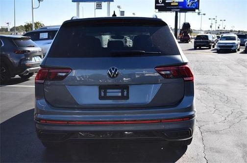 2023 Volkswagen Tiguan 2.0T SE R-Line Black