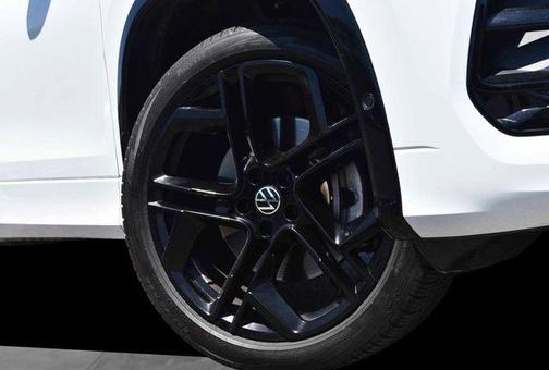 Opal White Pearl Effect 2025 Volkswagen Tiguan 2.0T SE R-Line Black
