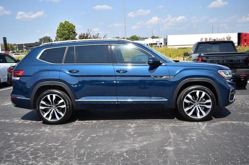 2023 Volkswagen Atlas 3.6L SEL Premium R-Line