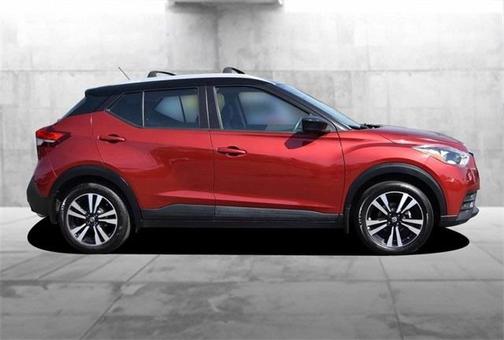 2020 Nissan Kicks SV