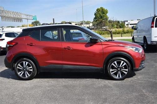 2020 Nissan Kicks SV