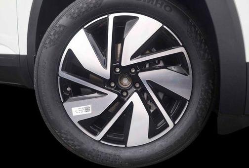 White Pearl 2026 Volkswagen Atlas 2.0T SE W/TECHNOLOGY