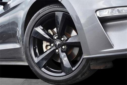 2021 Ford Mustang EcoBoost