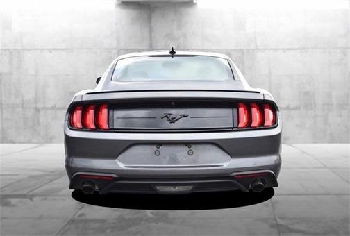 2021 Ford Mustang EcoBoost