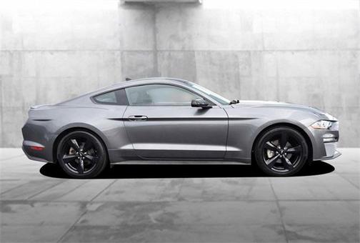 2021 Ford Mustang EcoBoost