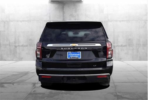 2024 Chevrolet Suburban LT