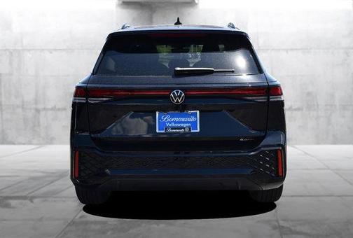 Deep Black Pearl 2026 Volkswagen Tiguan 2.0T SE R-Line Black