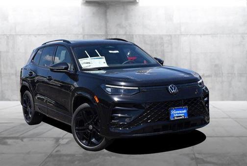Deep Black Pearl 2026 Volkswagen Tiguan 2.0T SE R-Line Black