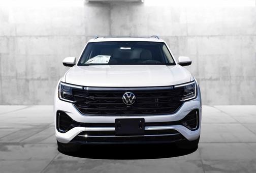 Opal White Pearl 2026 Volkswagen Atlas 2.0T SEL Premium R-Line