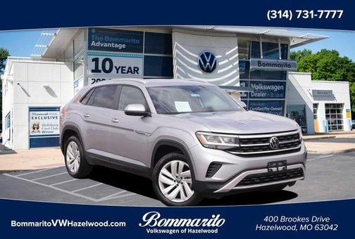 Pyrite Silver Metallic 2023 Volkswagen Atlas Cross Sport 3.6L V6 SE w/Technology
