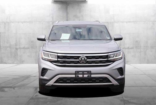 Pyrite Silver Metallic 2023 Volkswagen Atlas Cross Sport 3.6L V6 SE w/Technology