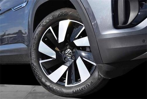 2025 Volkswagen Atlas Cross Sport 2.0T SE w/Technology 4MOTION