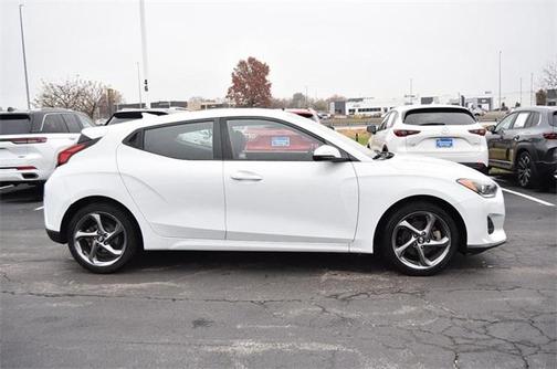 2019 Hyundai Veloster 2.0