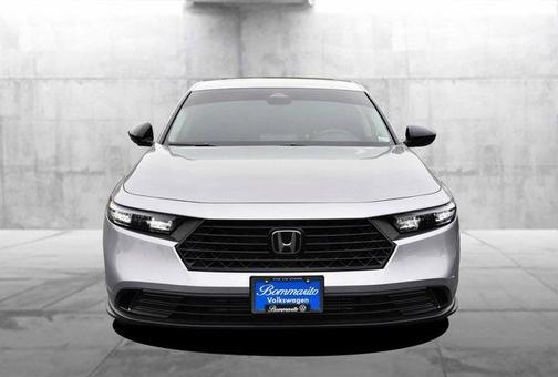Solar Silver Metallic 2025 Honda Accord SE