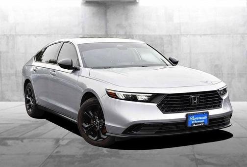 Solar Silver Metallic 2025 Honda Accord SE