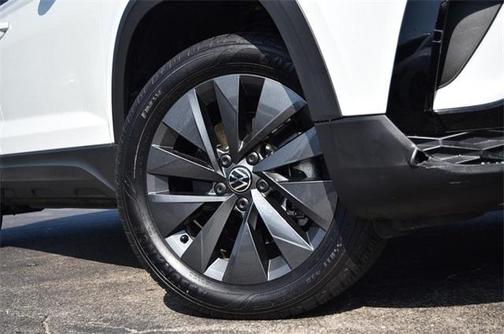 2024 Volkswagen Taos S FWD
