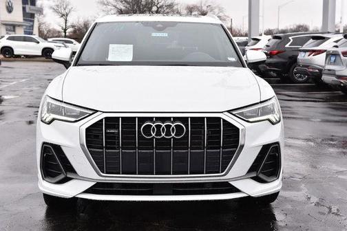 2023 Audi Q3 45 S line Premium