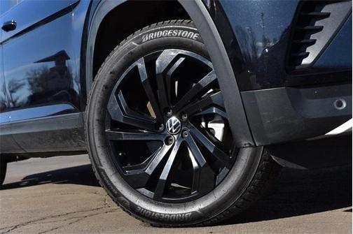 2023 Volkswagen Atlas 3.6L SE w/Technology