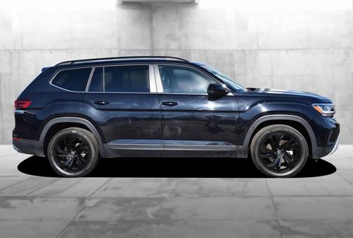 2023 Volkswagen Atlas 3.6L SE w/Technology