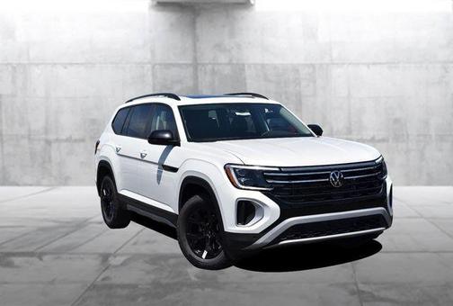 White Pearl 2026 Volkswagen Atlas 2.0T Peak Edition