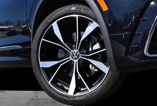 2024 Volkswagen Tiguan 2.0T SEL R-Line