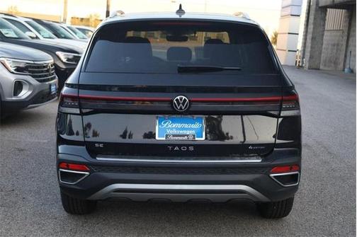 2025 Volkswagen Taos 1.5T SE