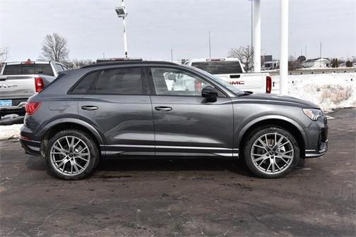 2025 Audi Q3 45 S line Premium