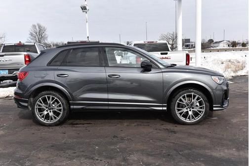 2025 Audi Q3 45 S line Premium
