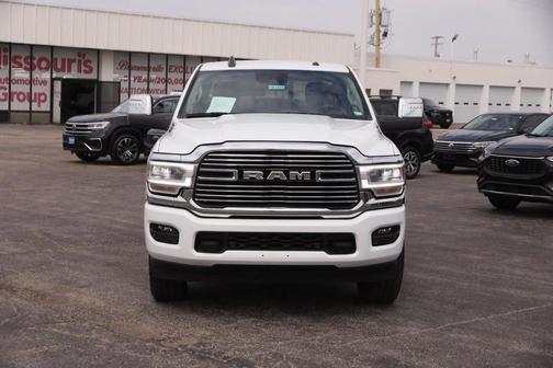 Bright White Clearcoat 2024 RAM 2500 Laramie
