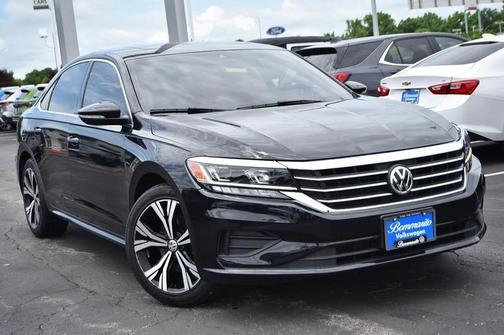 2022 Volkswagen Passat 2.0T SE