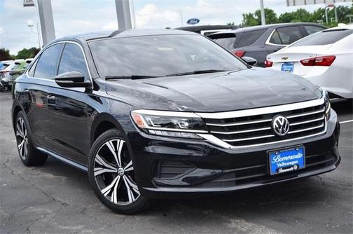 2022 Volkswagen Passat 2.0T SE