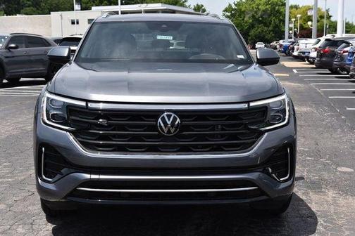Platinum Gray Metallic 2024 Volkswagen Atlas Cross Sport 2.0T SEL R-Line