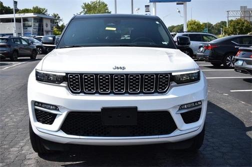2022 Jeep Grand Cherokee Summit