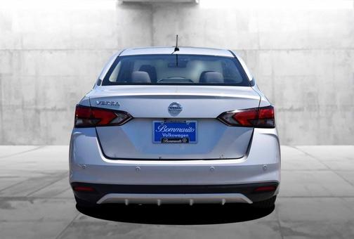 Brilliant Silver Metallic 2021 Nissan Versa S
