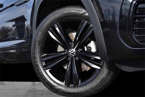 2023 Volkswagen Atlas 3.6 V6 SEL R-Line Black