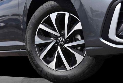 Platinum Gray Metallic 2026 Volkswagen Jetta 1.5T S