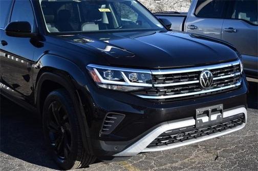 2023 Volkswagen Atlas 3.6L SE w/Technology