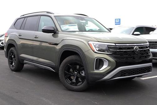 2025 Volkswagen Atlas 2.0T Peak Edition