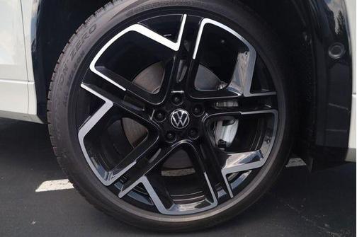 Sandstone 2026 Volkswagen Tiguan 2.0T SEL R-Line