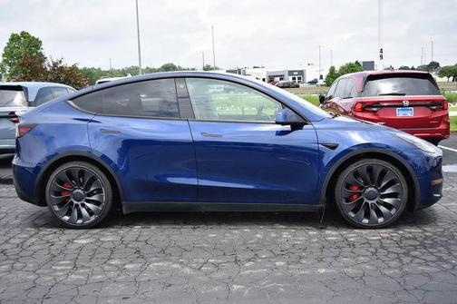 2023 Tesla Model Y Performance