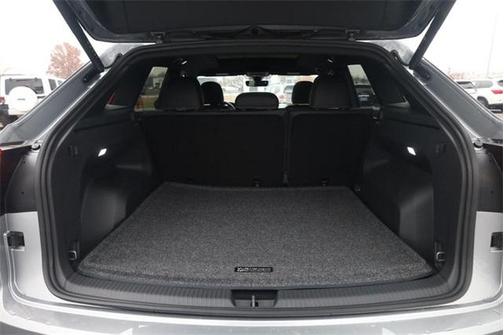 2026 Volkswagen Atlas Cross Sport 2.0T SEL