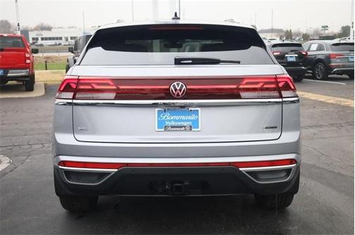 2026 Volkswagen Atlas Cross Sport 2.0T SEL