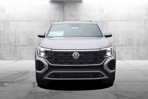 Silver Mist Metallic 2026 Volkswagen Atlas Cross Sport 2.0T SEL