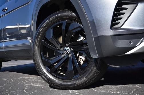 2022 Volkswagen Atlas 3.6L SE w/Technology