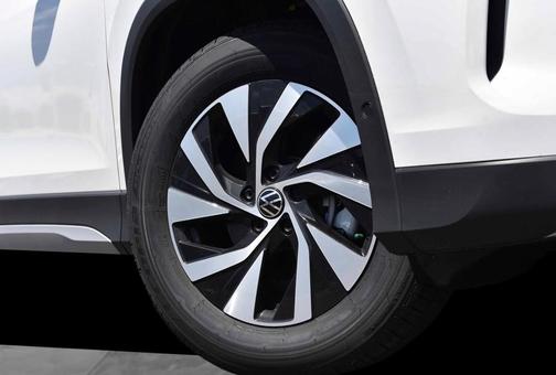 Pure White 2026 Volkswagen Tiguan 2.0T S